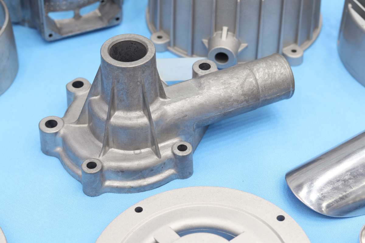 customized aluminum die casting parts